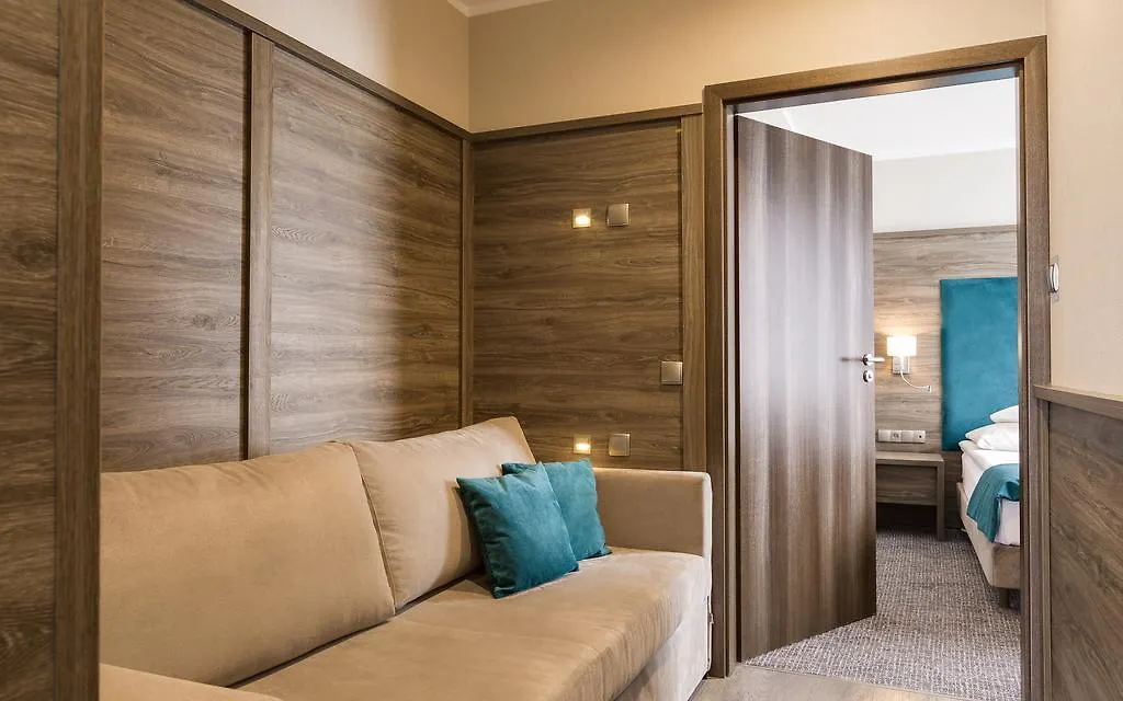 ***  Hotel Konradowka Wellness & Spa - 300 Metrow Do Centrum Karpacz Pologne