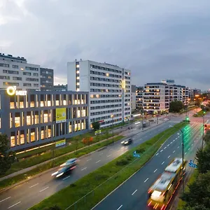 https://start-hotel-atos.warsawhotelspoland.com