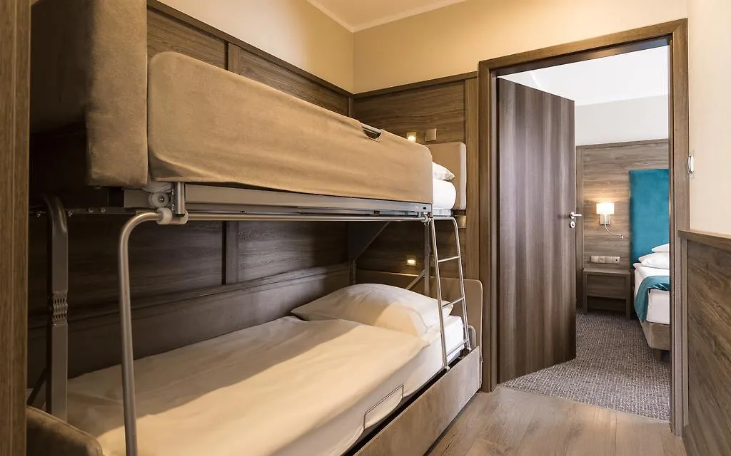 Hotel Konradowka Wellness & Spa - 300 Metrow Do Centrum Karpacz